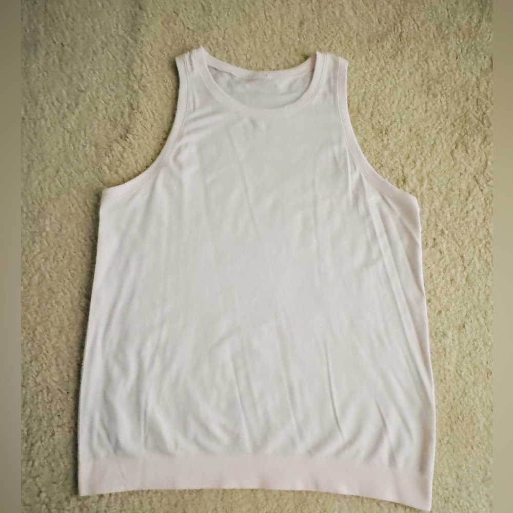 Lululemon light pink tank